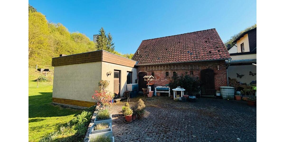 Mehrfamilienhaus, Wohnhaus Einbeck - 8 Zimmer, 155 m&sup2;, 175.000&euro; | Angebot:26265731