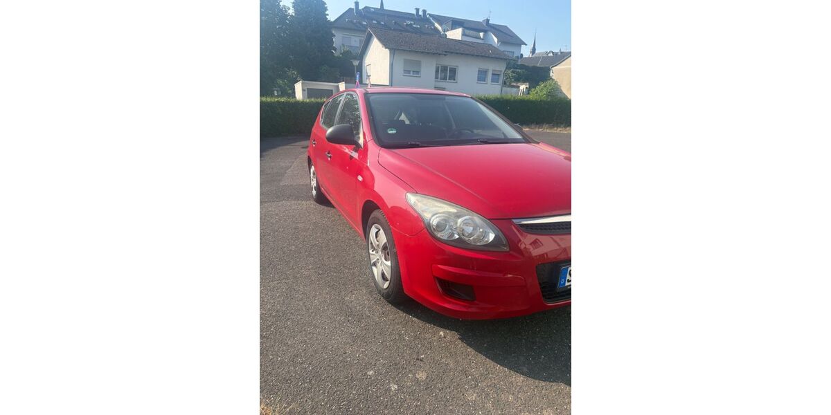 Hyundai i30 185.458 km 3.150 &euro; Alfter 53347