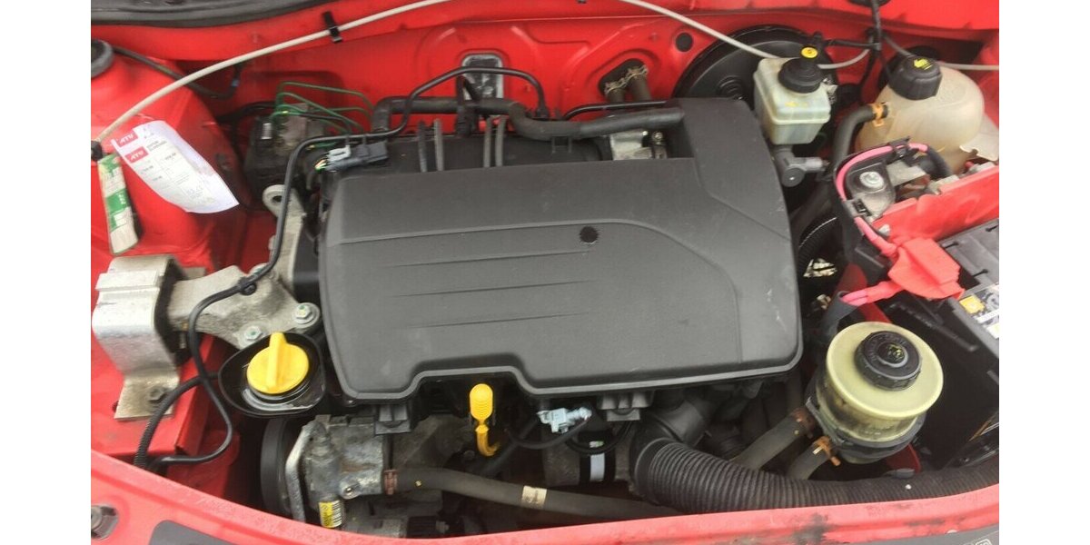 Dacia Sandero Ambiance,Tüv Neu.! 135.000 km 3.600 &euro; Himmelkron 95502