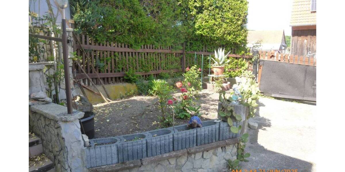 Einfamilienhaus Erbenhausen Schafhausen - 6 Zimmer, 140 m&sup2;, 92.500&euro; | Angebot:25660787