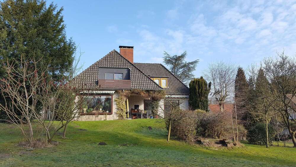 Einfamilienhaus Bremen Burglesum - 7.5 Zimmer, 200 m&sup2;, 1.800&euro; | Angebot:24978254