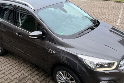 Ford Kuga 156.837 km 13.899 &euro; Meppen 49716