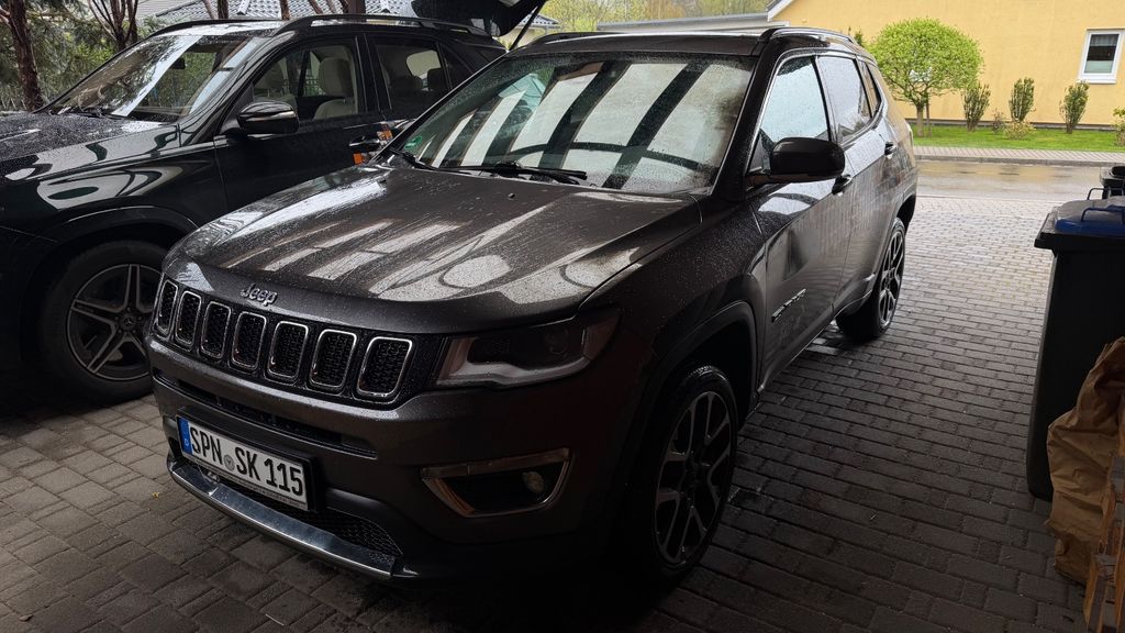 Jeep Compass 49.100 km 19.000 &euro; Spremberg 03130