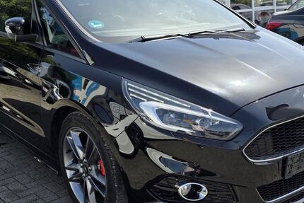 Ford S-Max 144.000 km 18.999 &euro; Bielefeld 33659