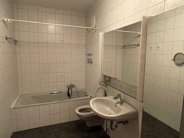 Etagenwohnung Bamberg Am Bruderwald - 4 Zimmer, 129 m&sup2;, 1.375&euro; | Angebot:26300384