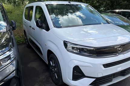 Opel Combo Life 12.500 km 28.890 &euro; Balingen 72336