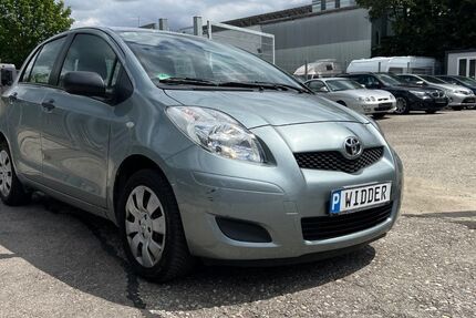 Toyota Yaris 67.590 km 3.999 &euro; München 80807
