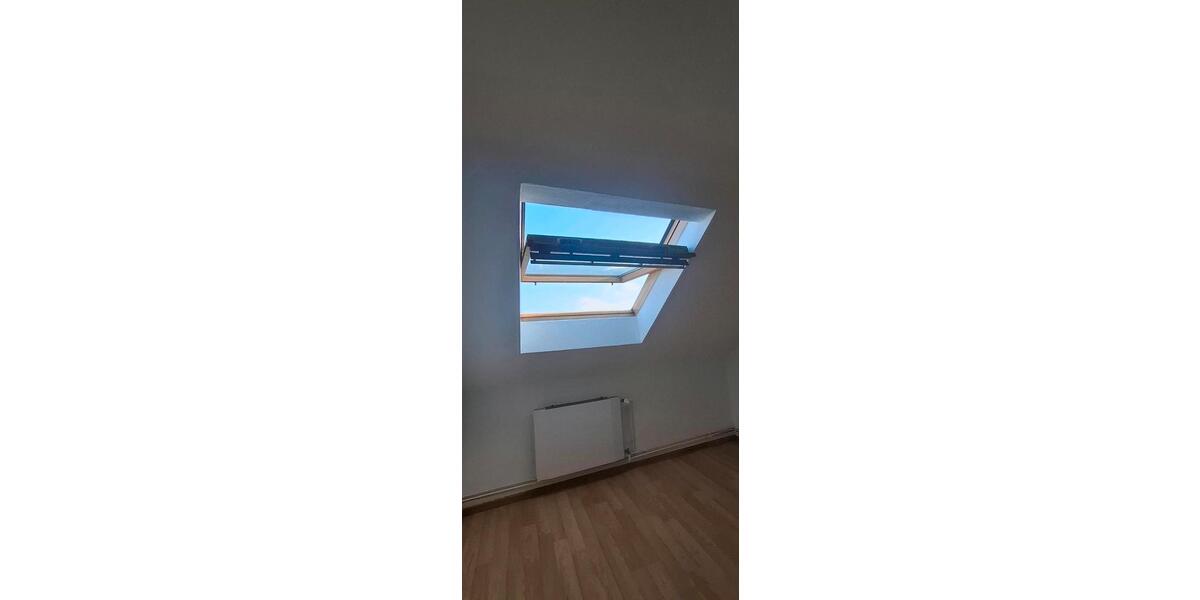 Dachgeschoßwohnung Rheinberg - 2 Zimmer, 45 m&sup2;, 650&euro; | Angebot:25872739