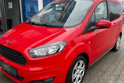 Ford Tourneo Courier 95.281 km 8.699 &euro; Paderborn 33104