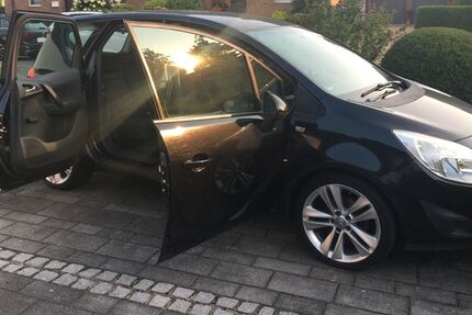 Opel Meriva 217.190 km 2.500 € Bochum 44892