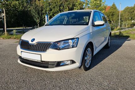 Skoda Fabia 106.000 km 7.600 &euro; Kirchweidach 84558