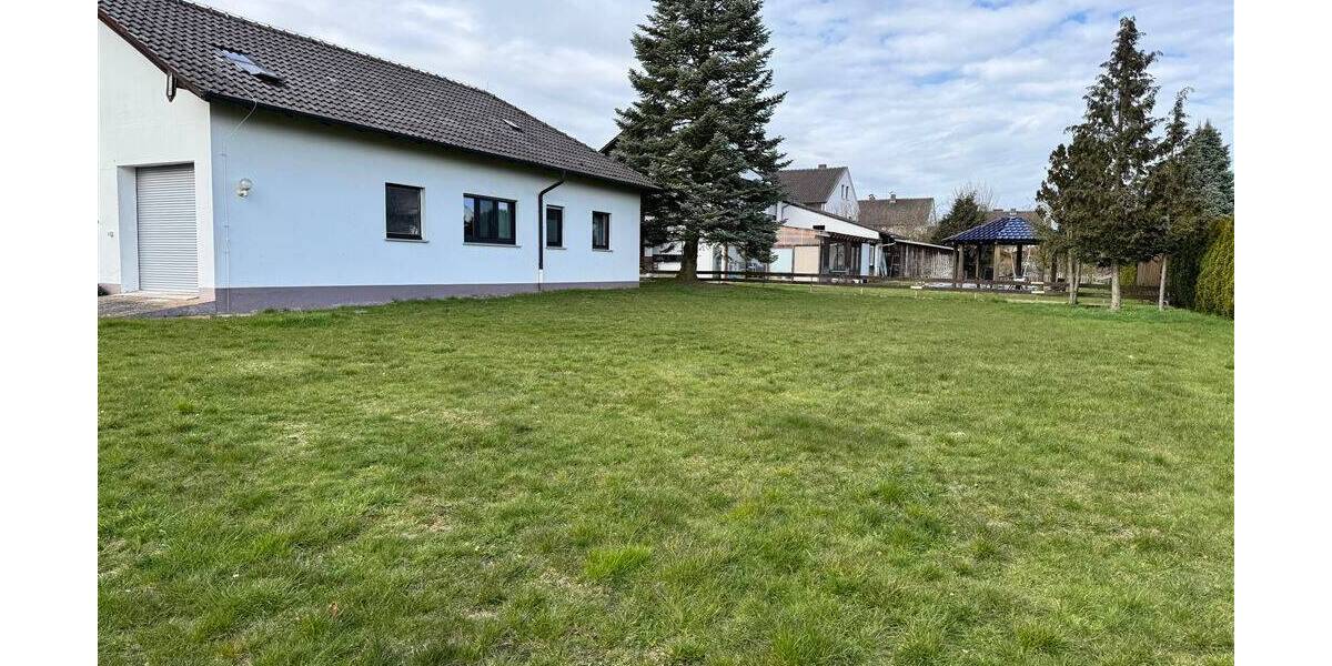Einfamilienhaus Borgentreich - 4 Zimmer, 130 m&sup2;, 229.000&euro; | Angebot:26064654