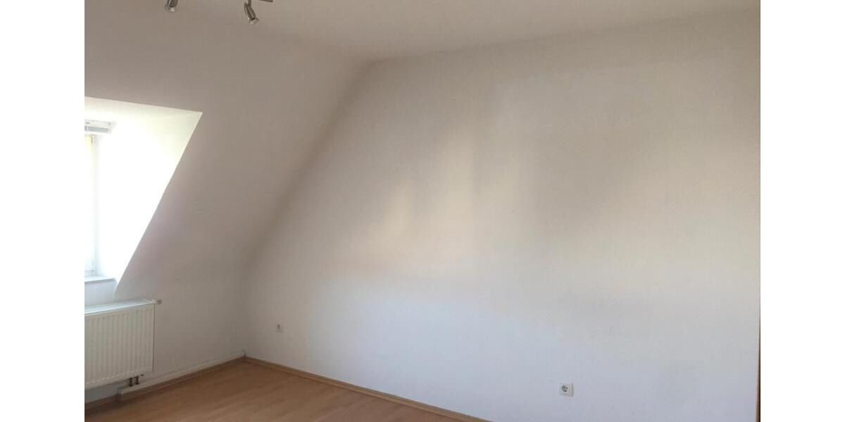 Dachgeschoßwohnung Bamberg Gereuth - 1 Zimmer, 36 m&sup2;, 129.000&euro; | Angebot:26326285