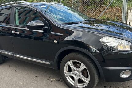 Nissan Qashqai 157.000 km 7.999 &euro; Ditzingen 71254