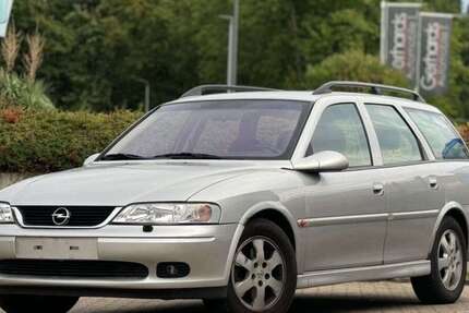 Opel Vectra 85.000 km 3.999 &euro; Eschweiler 52249