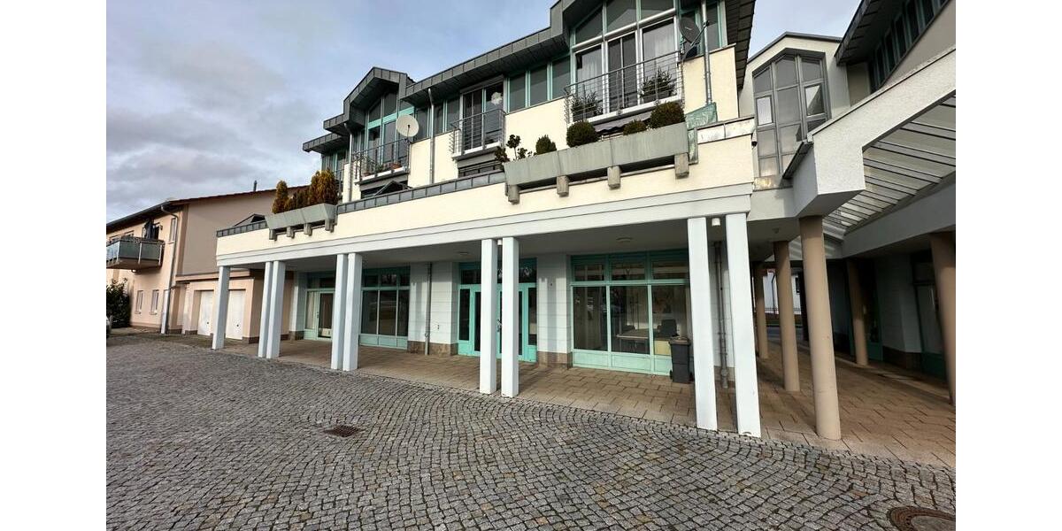 Großzügige Ladenfläche zu vermieten, teilbar zimmer