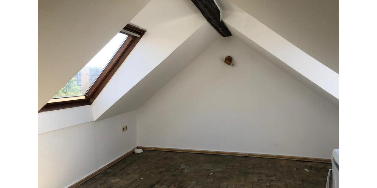 Dachgeschoßwohnung Sarstedt - 1.5 Zimmer, 32 m&sup2;, 340&euro; | Angebot:25178292