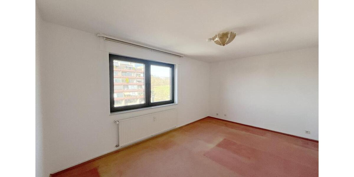 Etagenwohnung Göttingen Oststadt - 3 Zimmer, 92 m&sup2;, 300.000&euro; | Angebot:25273452