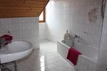 Dachgeschoßwohnung Reichling - 4 Zimmer, 137 m&sup2;, 995&euro; | Angebot:25852500