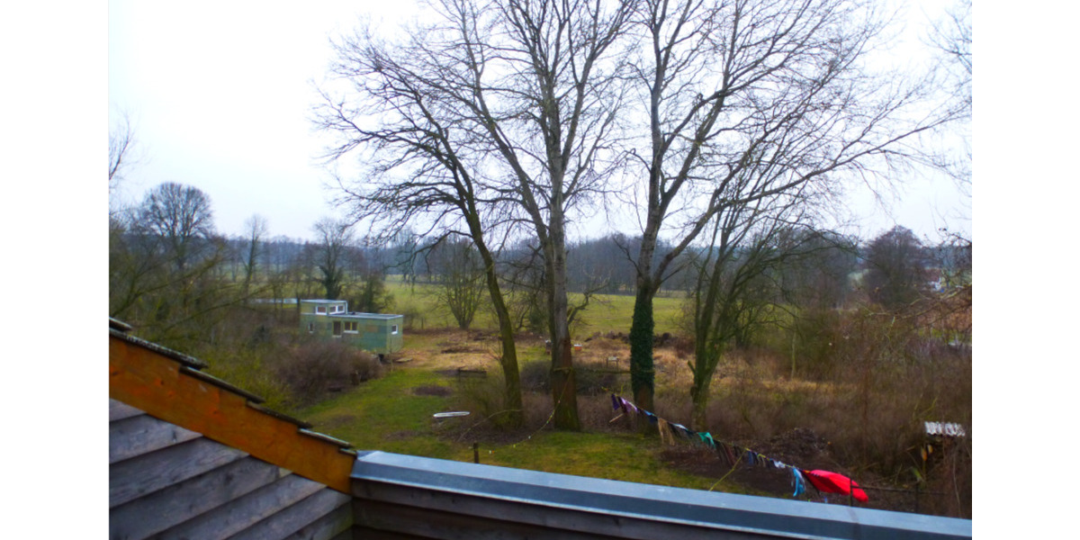 Schöne Studiowohnung unterm Dach, 55 qm 2 zimmer