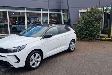 Opel Grandland (X) 12.399 km 30.990 &euro; Großbottwar 71723