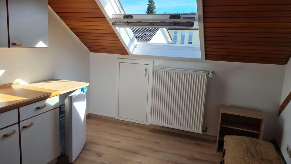Dachgeschoßwohnung Birkenfeld - 1.5 Zimmer, 39 m&sup2;, 375&euro; | Angebot:24850562