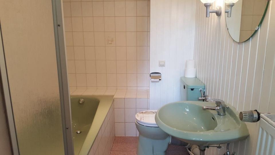 Mehrfamilienhaus, Wohnhaus Dassel - 8 Zimmer, 235 m&sup2;, 220.000&euro; | Angebot:27025388