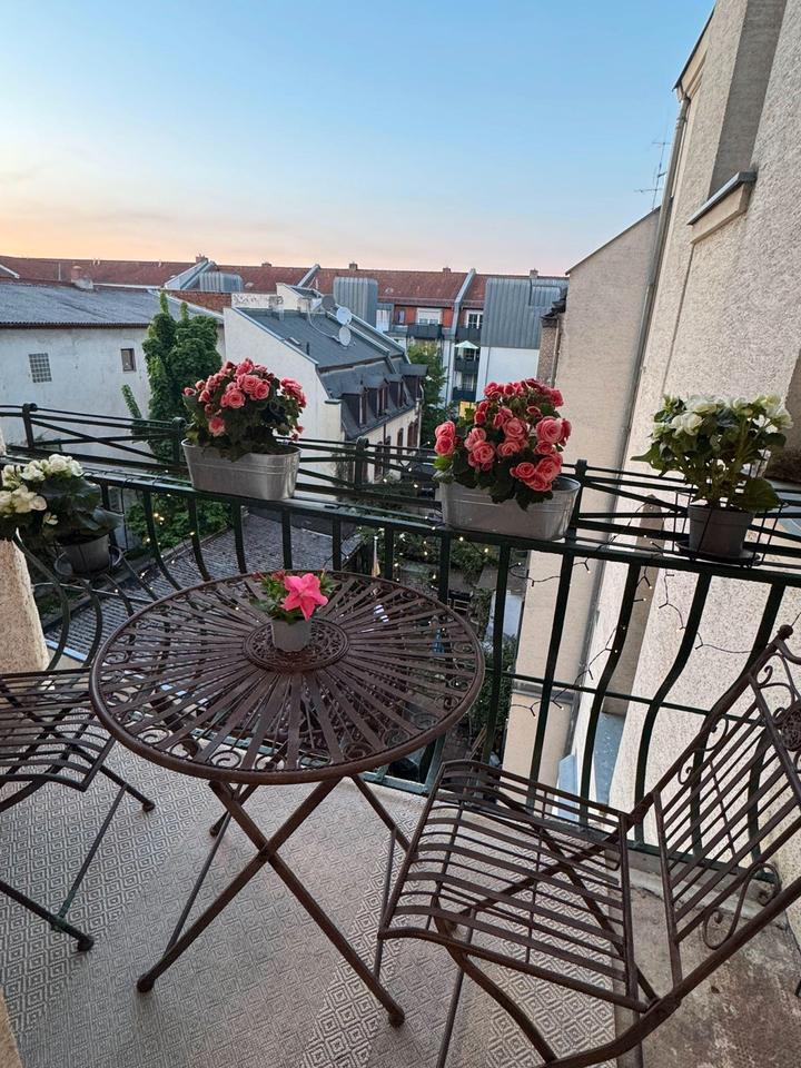 Helle Altbauwohnung zimmer