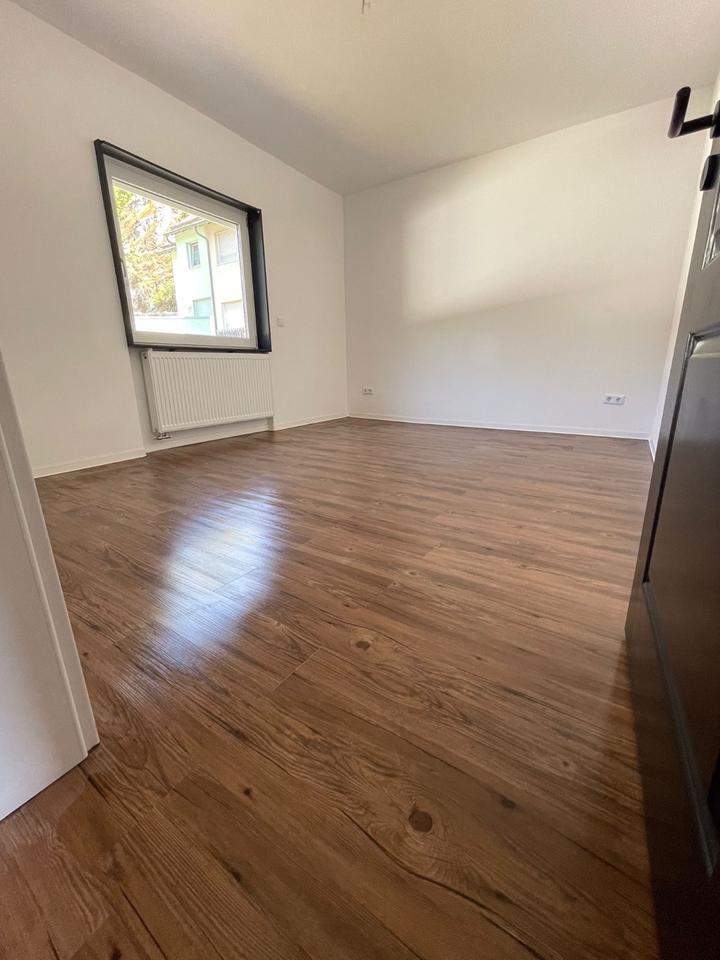Verkauf ohne Markler 2 Familienhaus mit Garten und Garage
