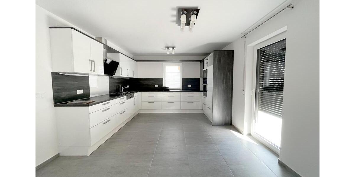 Etagenwohnung Hengersberg - 6 Zimmer, 178 m&sup2;, 650.000&euro; | Angebot:26116154