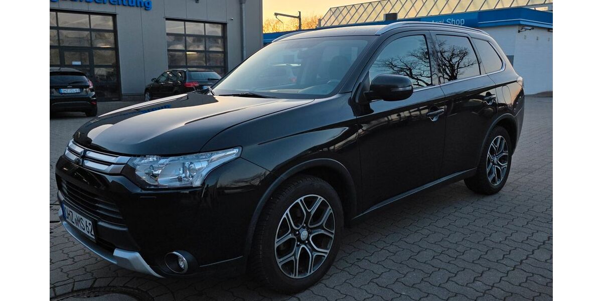 Mitsubishi Outlander 156.000 km 11.990 &euro; Osterholz-Scharmbeck 27711