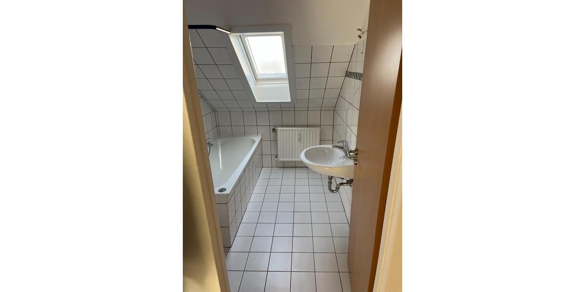 Dachgeschoßwohnung Herne - 2 Zimmer, 60 m&sup2;, 430&euro; | Angebot:24862639