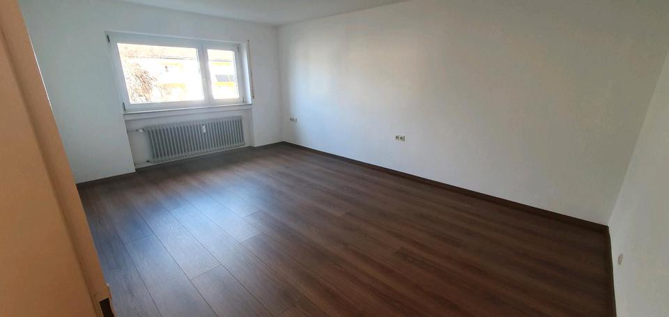 Etagenwohnung Giengen an der Brenz - 2 Zimmer, 73 m&sup2;, 740&euro; | Angebot:26250416