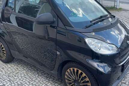 Smart forTwo 105.000 km 2.499 € Dresden 01097