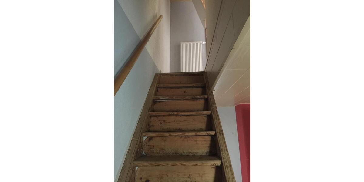 Etagenwohnung Mandelbachtal - 5 Zimmer, 150 m&sup2;, 800&euro; | Angebot:24597930