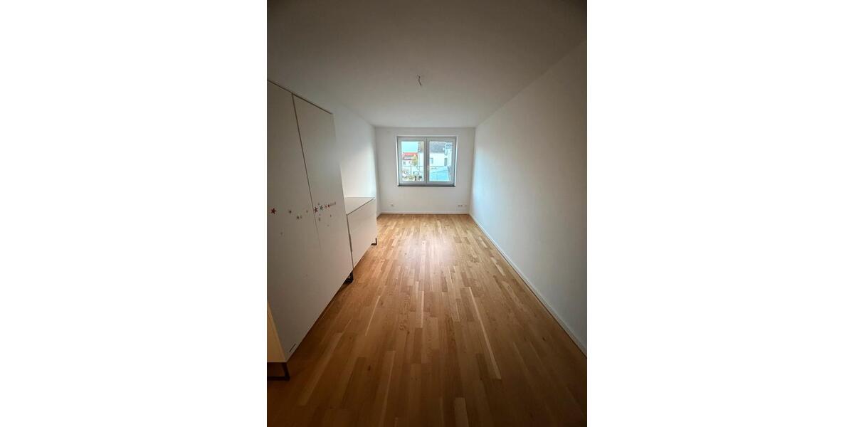 Reihenhaus Troisdorf - 5 Zimmer, 155 m&sup2;, 2.090&euro; | Angebot:25926282