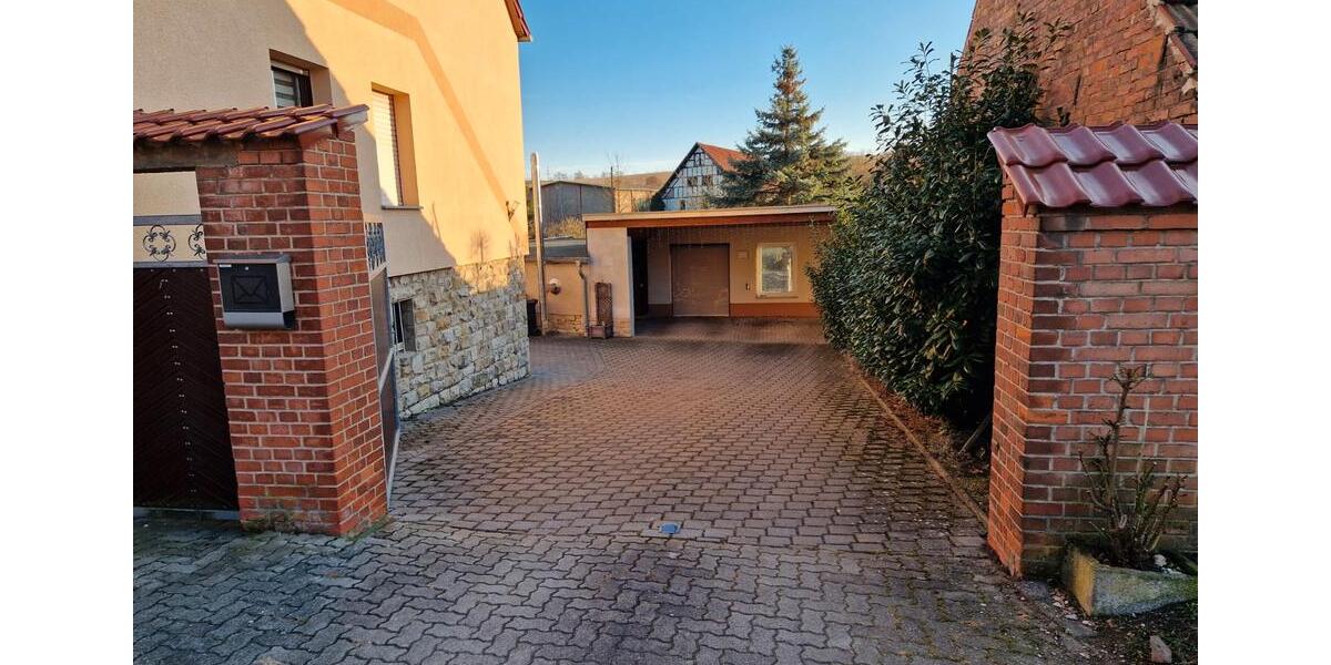 Einfamilienhaus An der Schmücke - 7 Zimmer, 173 m&sup2;, 185.000&euro; | Angebot:27018999