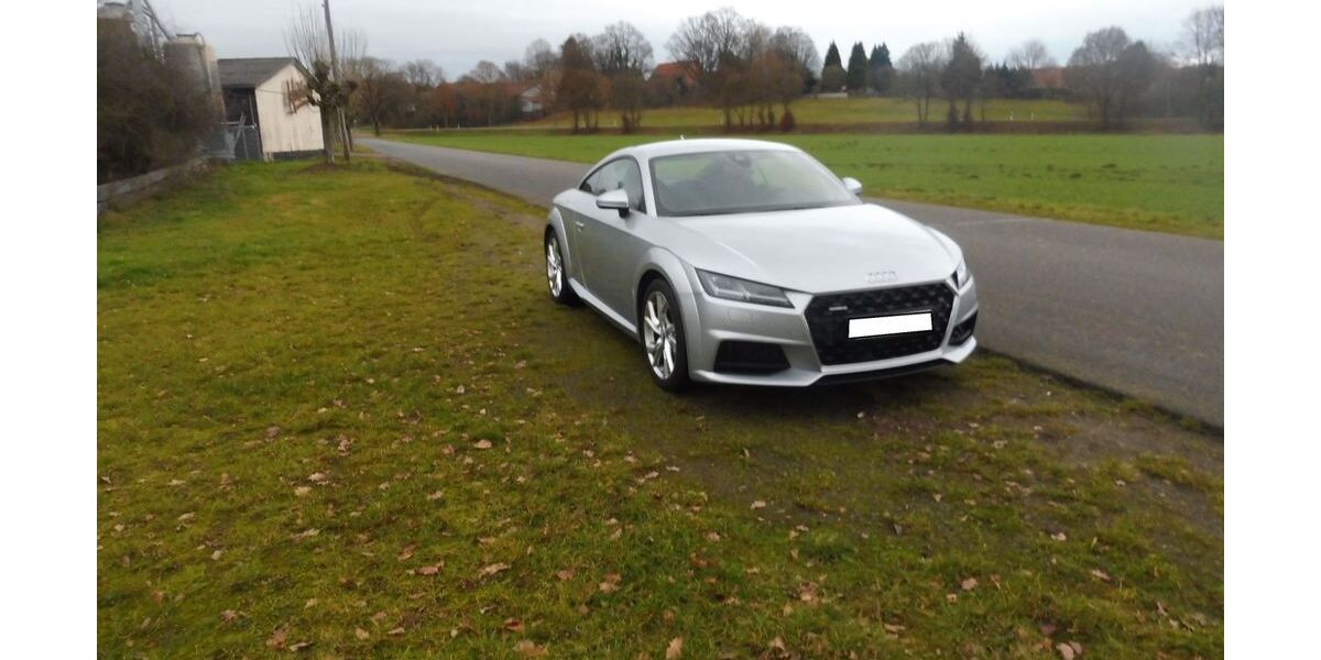Audi TT 12.800 km 32.500 &euro; Hardegsen,nähe A7 37181
