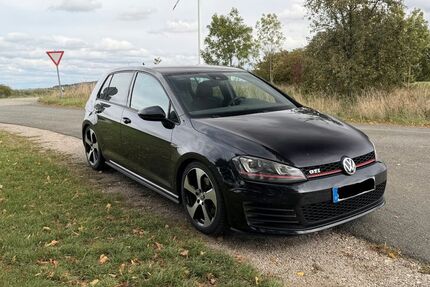 VW Golf 85.000 km 17.600 &euro; Strullendorf 96129
