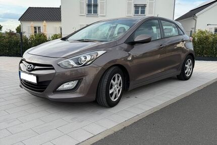 Hyundai i30 212.110 km 4.990 &euro; Rödelsee 97348