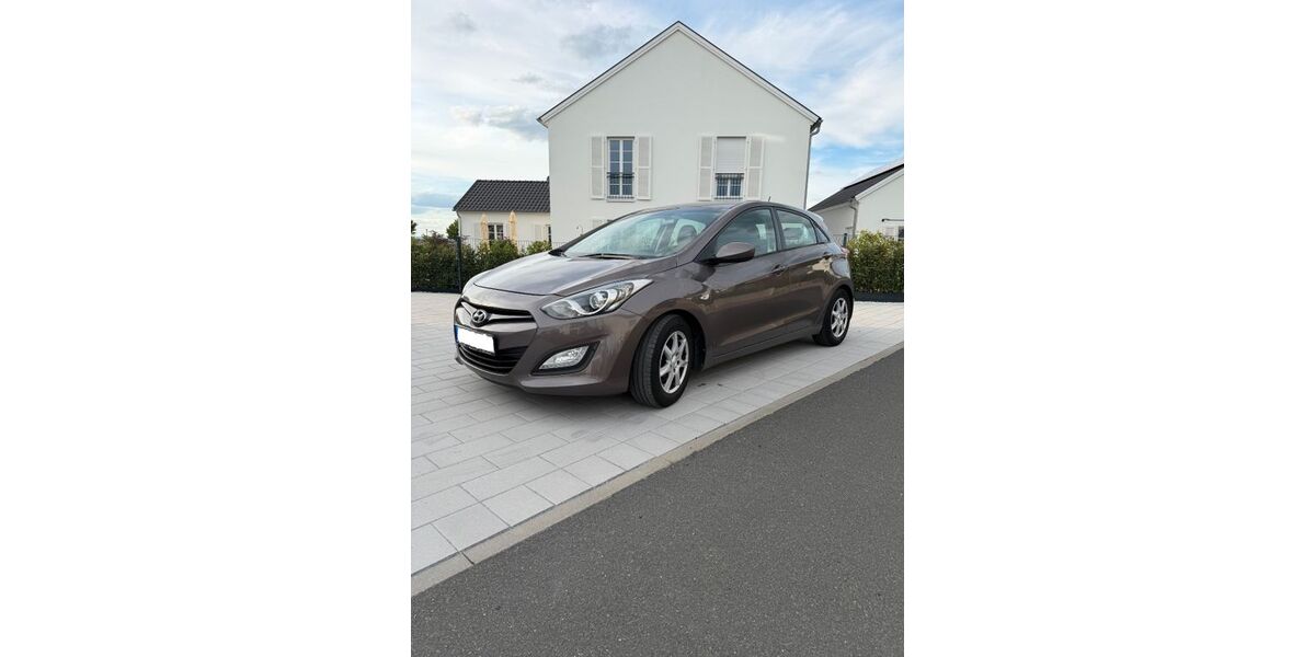 Hyundai i30 212.110 km 4.990 &euro; Rödelsee 97348