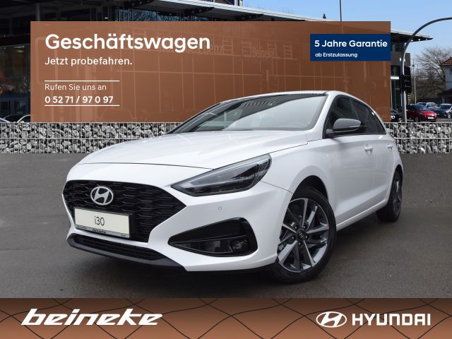 i30