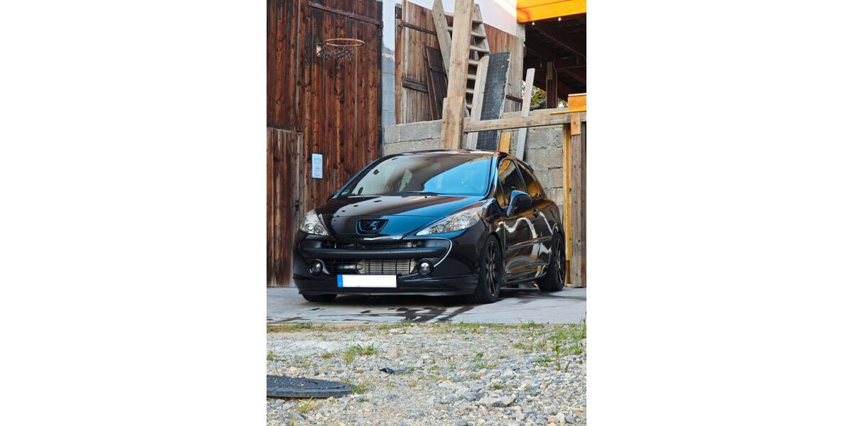 Peugeot 207 124.000 km 10.000 &euro; Pliezhausen 72124