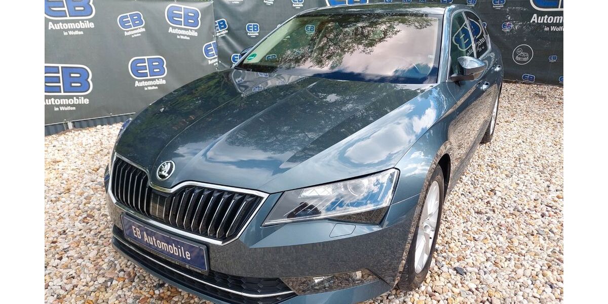 Skoda Superb 83.000 km 14.999 &euro; Bitterfeld-Wolfen OT Wolfen 06766