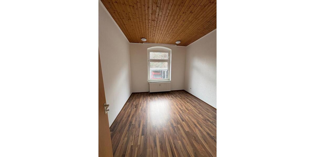 Erdgeschoßwohnung Gummersbach - 3 Zimmer, 73 m&sup2;, 875&euro; | Angebot:25055013