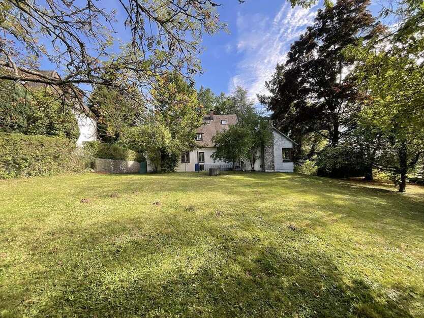 Haus zum Kaufen in Amberg 1.190.000 € 139 m²
