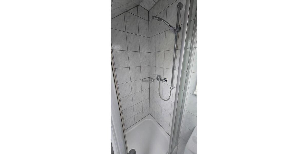 Dachgeschoßwohnung Remshalden - 3 Zimmer, 40 m&sup2;, 580&euro; | Angebot:24952154