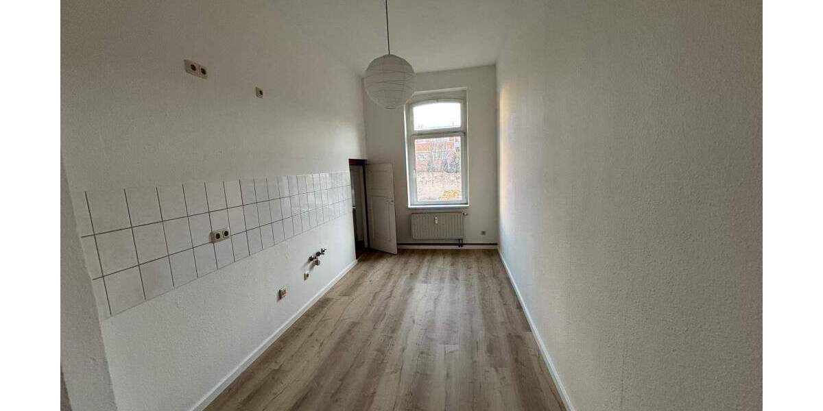Etagenwohnung Erfurt Krämpfervorstadt - 4 Zimmer, 89 m&sup2;, 667&euro; | Angebot:25631766