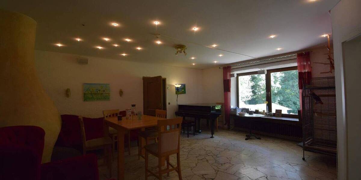 Mehrfamilienhaus, Wohnhaus Ruderting - 6 Zimmer, 210 m&sup2;, 449.000&euro; | Angebot:25697883