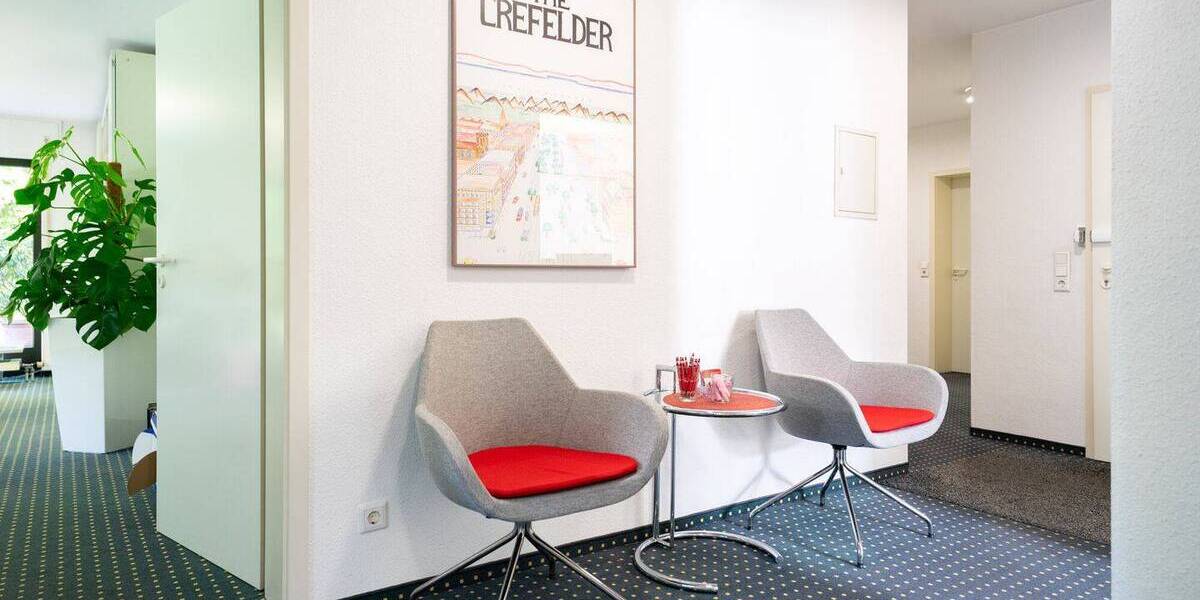 Bismarckplatz! Großzügige Eigentumswohnung mit 2 Terrassen in beliebtem Gebäudekomplex 5 zimmer